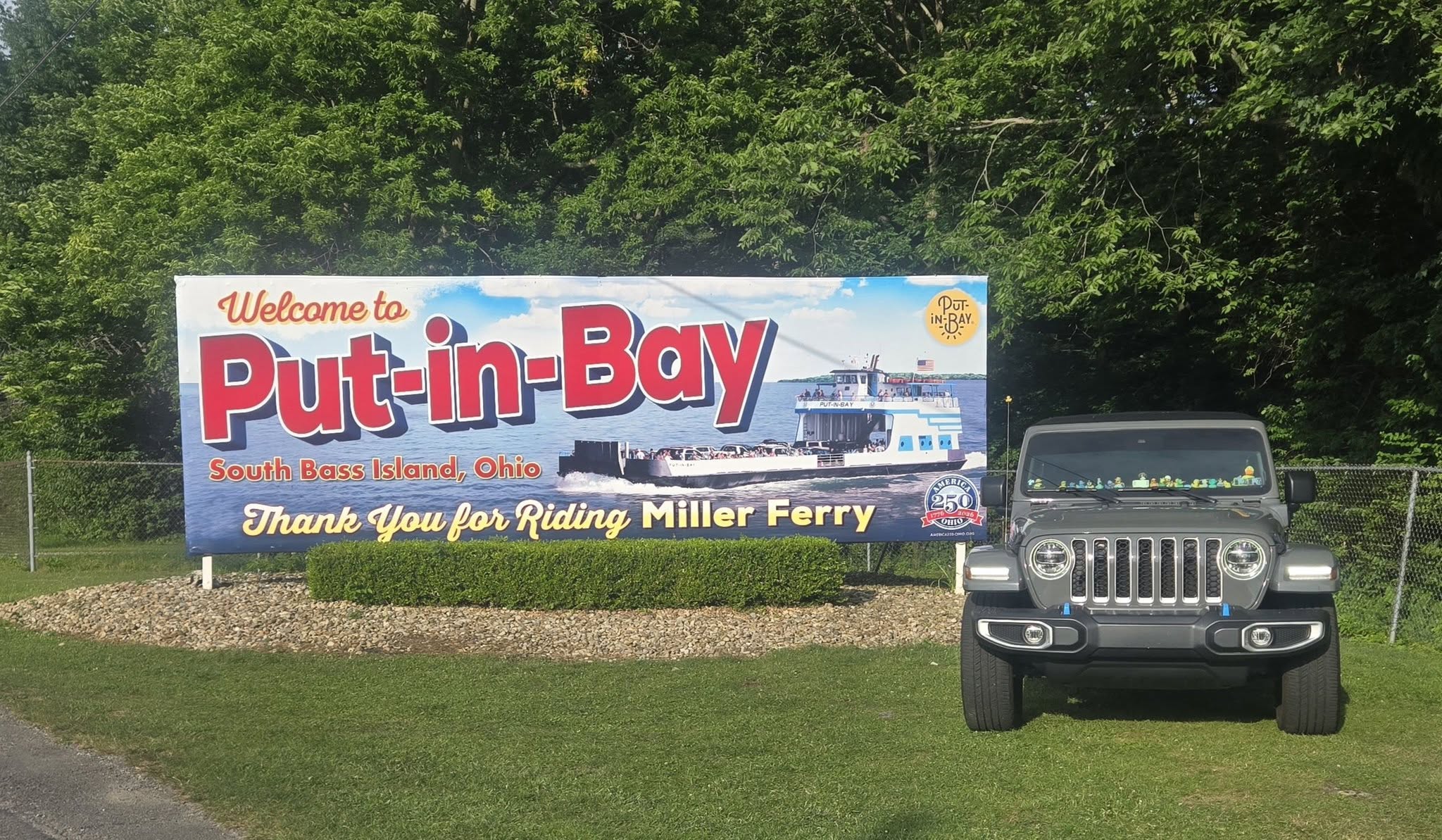 Jeep and Welcoem to PIB Sign